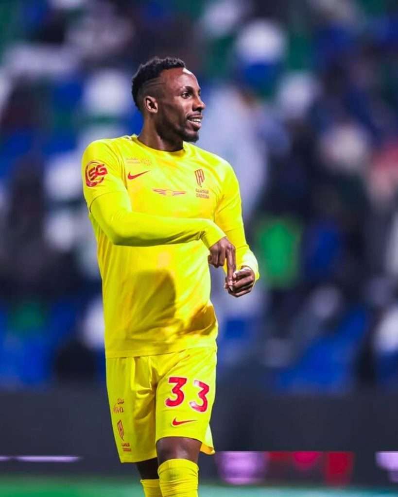 Julián Quiñones en plan grande en la Saudí Pro League