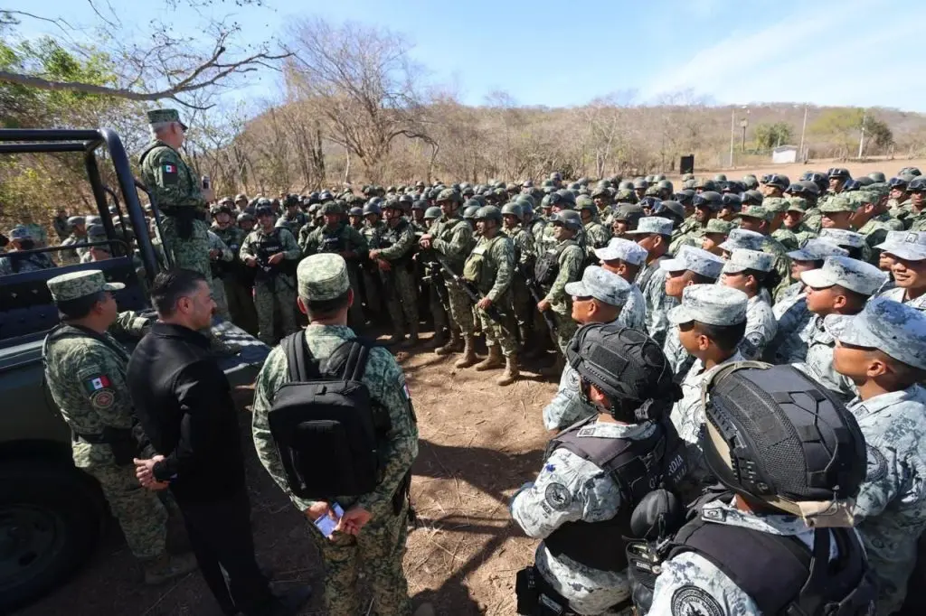 Omar García Harfuch y Ricardo Trevilla llegan a Sinaloa para coordinar operativos de seguridad