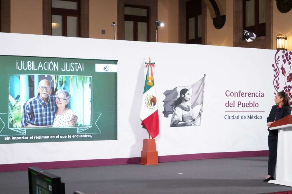 Claudia Sheinbaum firma decreto para congelar, aplicar quitas, reducir intereses y condonar 400 mil créditos impagables del FOVISSSTE