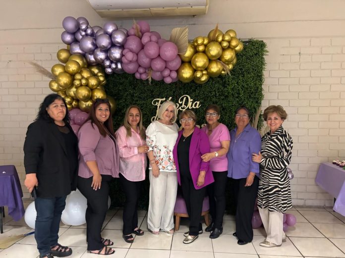 Celebran el día de la Mujer en Cloete