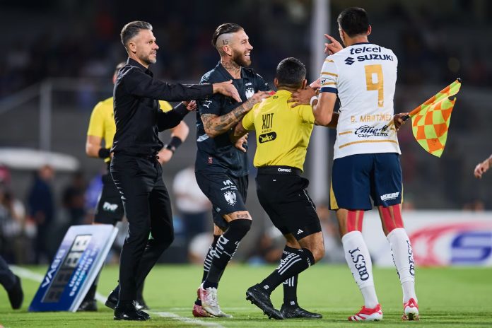 La Comisión Disciplinaria dio a conocer que el defensa español Sergio Ramos fue sancionado con un partido de suspensión