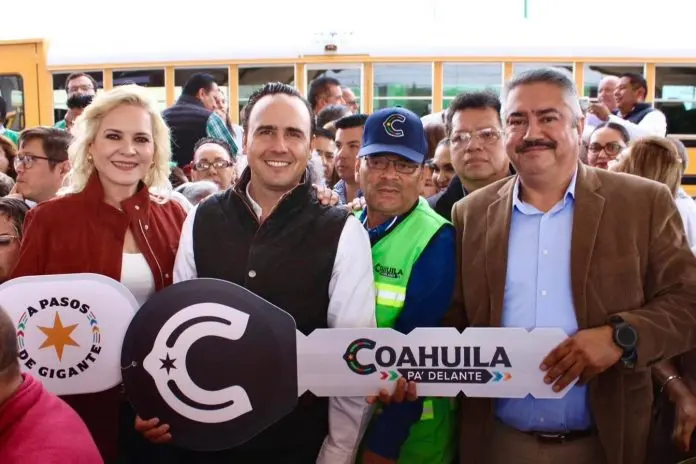 Agradecen al Gobernador Manolo Jiménez Salinas por apoyar la educación en Múzquiz