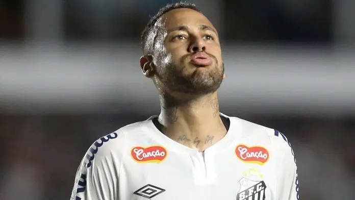 Neymar que no juega con la Selección Brasileña desde octubre de 2023