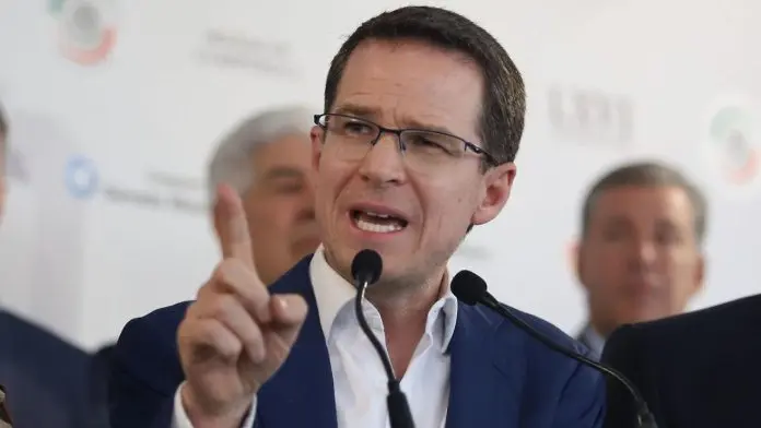 Anaya exige al gobierno detener los cobros que realiza el crimen organizado a los productores