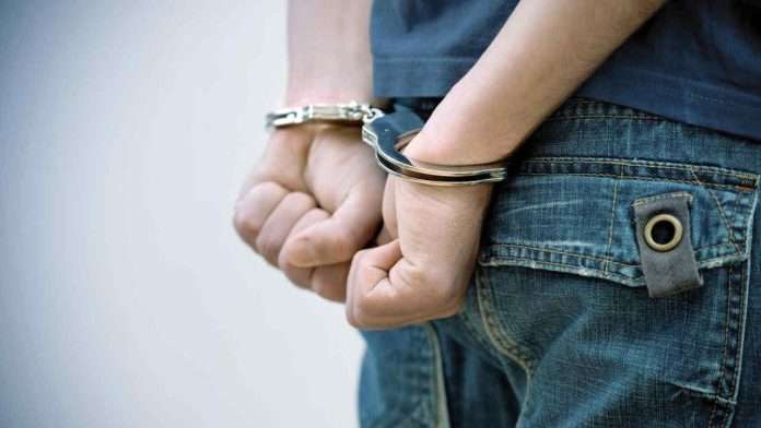 Detienen a joven de 19 años por presunto abuso sexual de joven en estado vulnerable