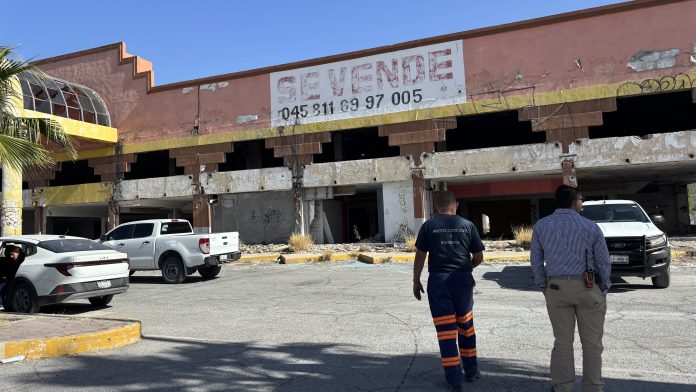 Este centro comercial en 2011 sufrió un devastador incendio que resultó en pérdida total. 