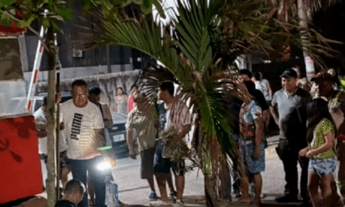 Habitantes linchan a hombre acusado de acosar a una joven