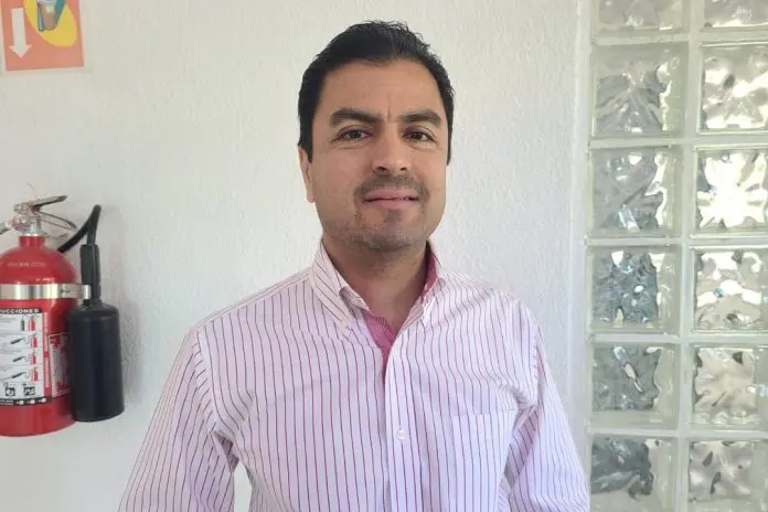 Hector Rodriguez, Comerciante