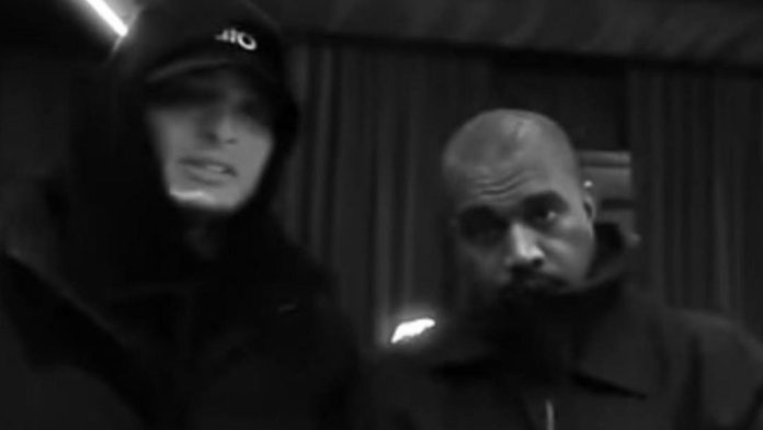 Peso pluma y Kanye West colaboran juntos.