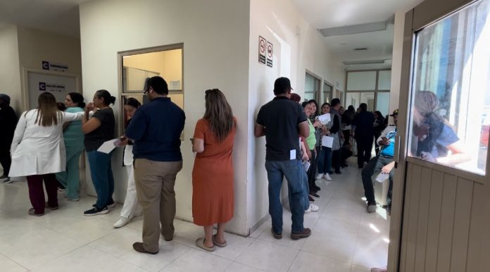 En incertidumbre trabajadores del Hospital Amparo Pape por cambio en método de pago