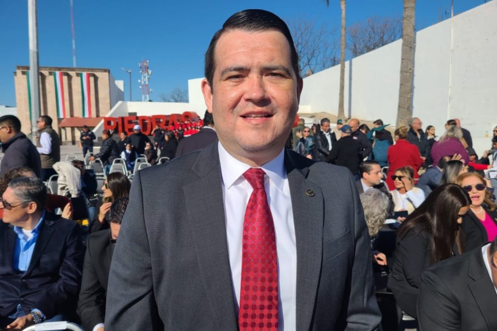 Rolando Salinas, Mayor de Eagle Pass