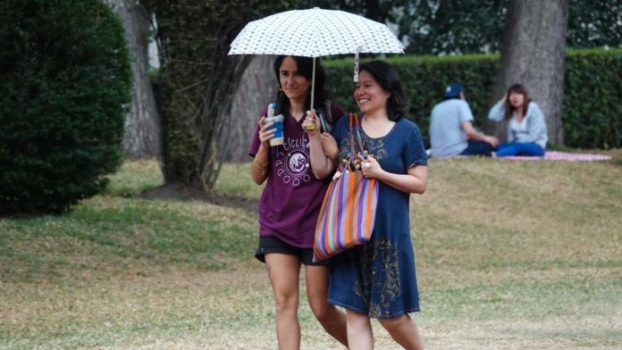Se espera un nuevo frente frío El calor de 40 °C se mantiene en varias regiones este domingo