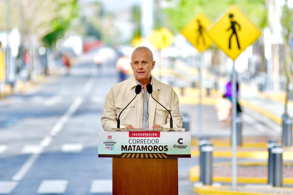 Manolo Jiménez y Román Cepeda inauguran el Corredor Matamoros