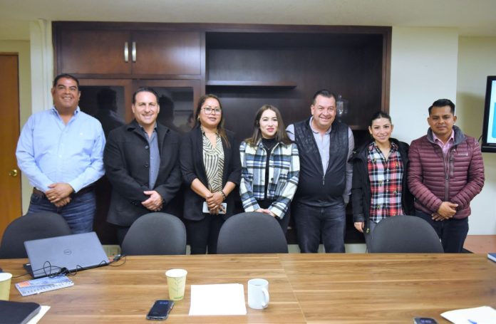 Presentan líneas de acción y programas para la atención de la población