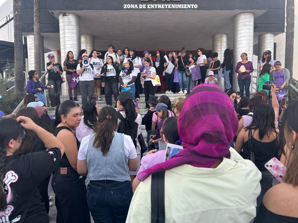 Mujeres toman las calles de Monclova en la Marcha 8M