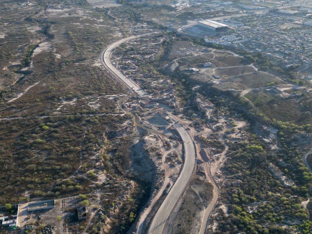 Con mejores vialidades, mejoramos la conectividad de Coahuila: Manolo Jiménez