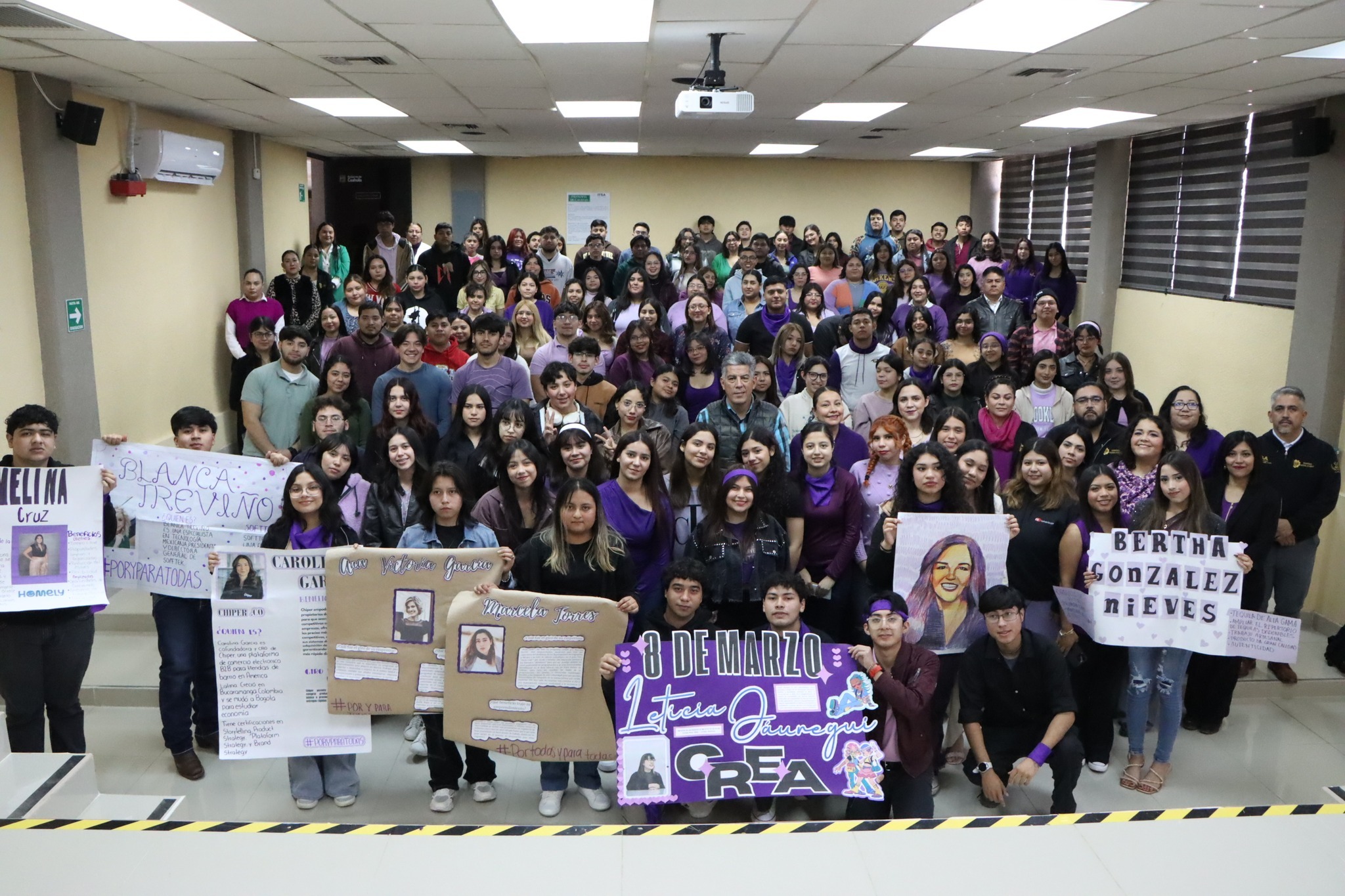 Conmemora TEC Acuña día internacional de la mujer - NRT México