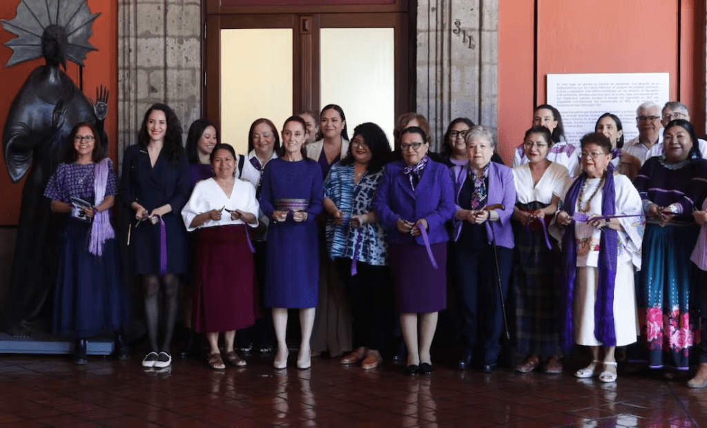 Claudia Sheinbaum anuncia 10 acciones para el bienestar de las mujeres en México