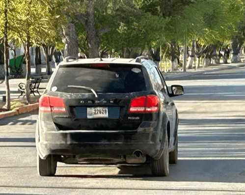 Mujer denuncia acoso en plena Plaza Principal de San Buenaventura