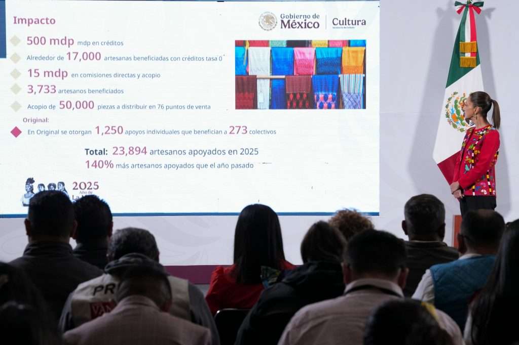 Claudia Sheinbaum: A través del FONART y Original se apoyará a 140% más artesanas y artesanos mexicanos como parte del Plan México