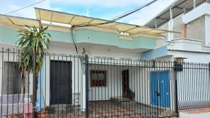 Adulta mayor es golpeada y asaltada en su domicilio; confió en un desconocido