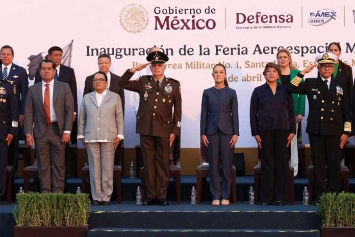 Inaugura Claudia Sheinbaum Feria Aeroespacial México 2025