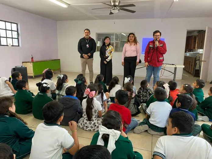 Lleva atención a la juventud jornada de concientización en las escuelas