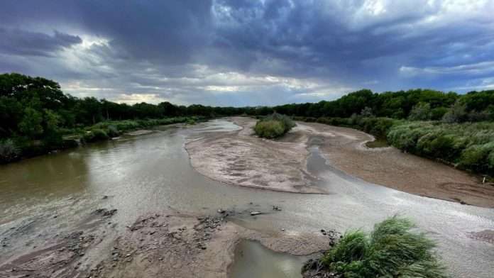 México adelanta envío de agua a Estados Unidos antes del plazo establecido en el tratado internacional
