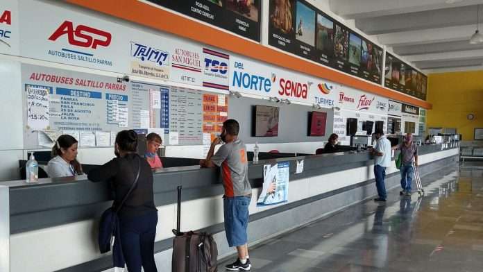 Mujer pierde la vida en la Central de Autobuses de Coahuila; no recibió atención del personal