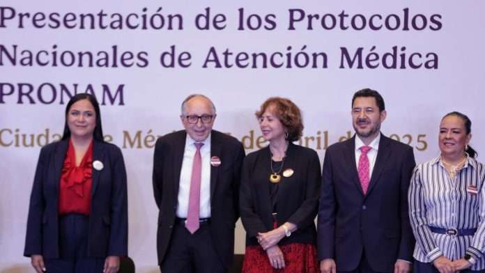 Nuevos protocolos médicos beneficiarán a personas derechohabientes del ISSSTE, destaca Martí Batres