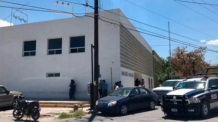 Resulta gravemente herida en la cara y los brazos tras ser atacada con un cuchillo por su vecina en Monclova