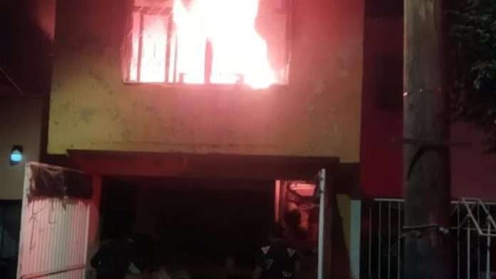 Una familia pierde gran parte de su patrimonio tras incendio en Coahuila