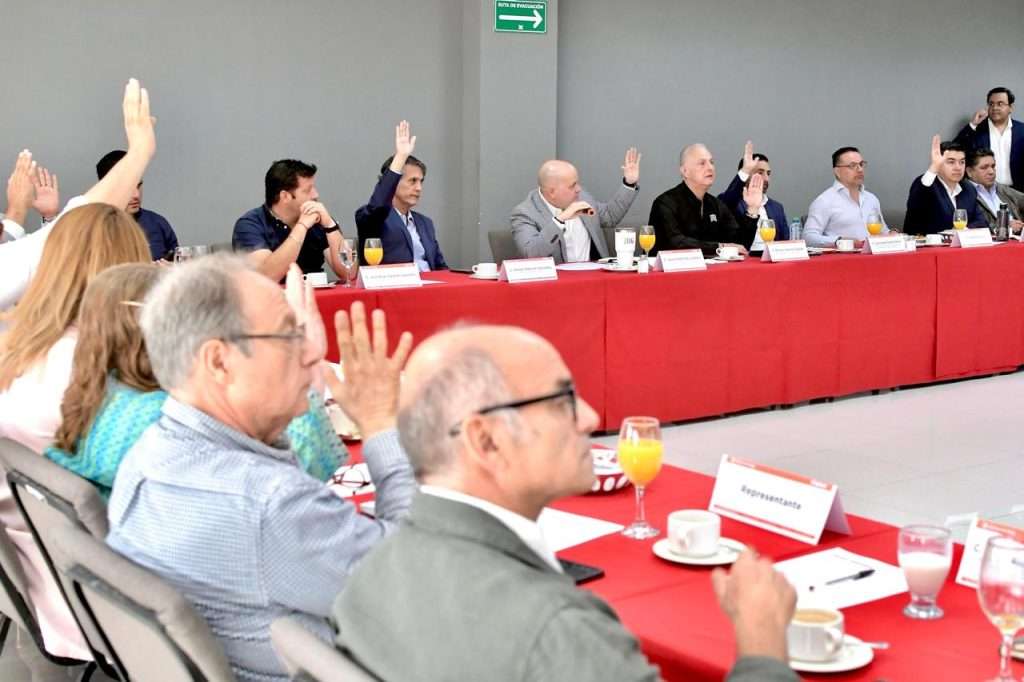 Román Cepeda revisa acciones y proyectos estratégicos para la ciudad en el Consejo del IMPLAN