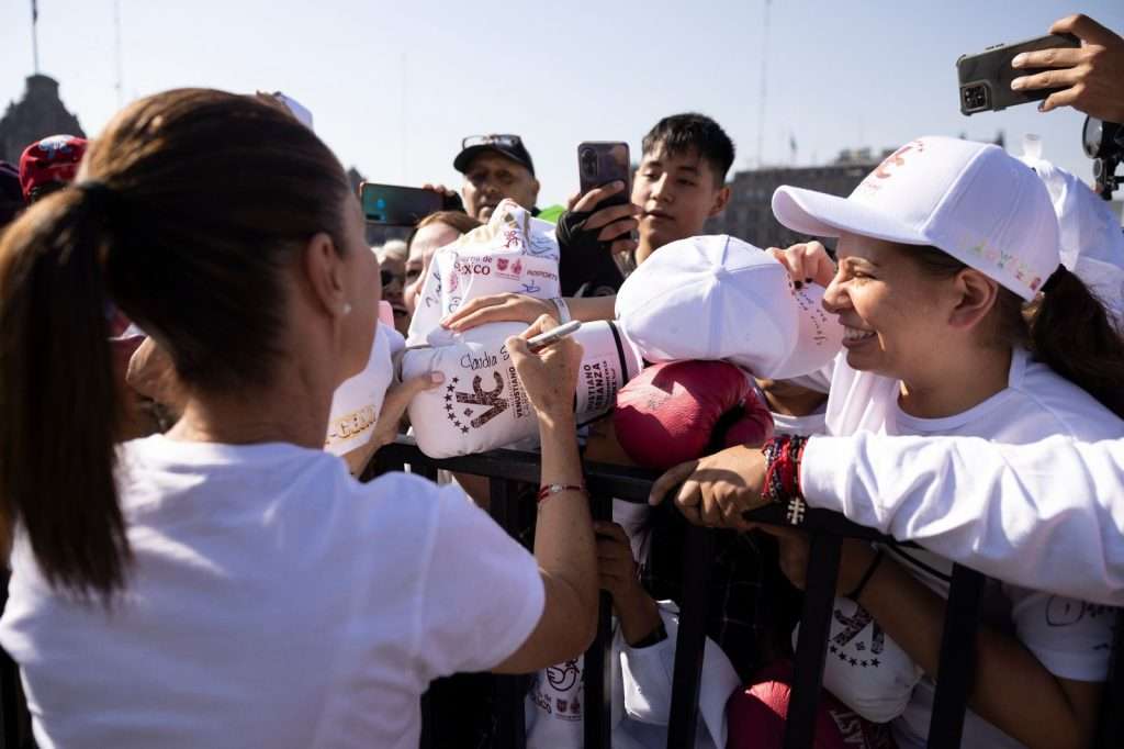 En México construimos paz y prosperidad: Claudia Sheinbaum inicia la clase nacional de boxeo en todas las plazas públicas del país
