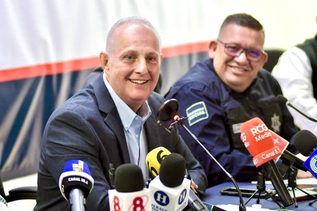 Román Cepeda instruye a reforzar las estrategias de seguridad y movilidad durante Semana Santa