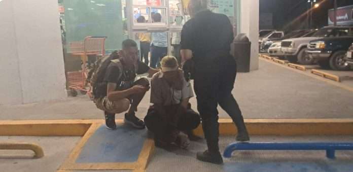 poyo a ciudadano con dificultad respiratoria
