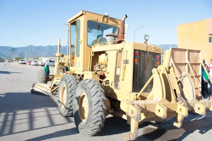 Arranca Gachupina construcción de nuevo boulevard en Múzquiz