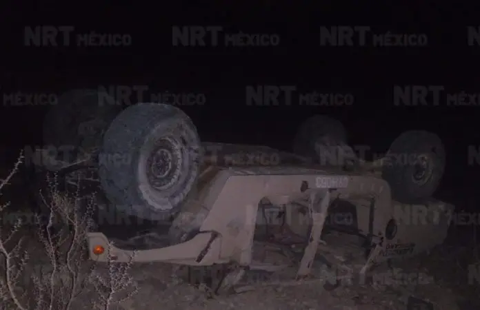 Accidente carretero en Múzquiz deja a dos elementos del Ejército lesionados