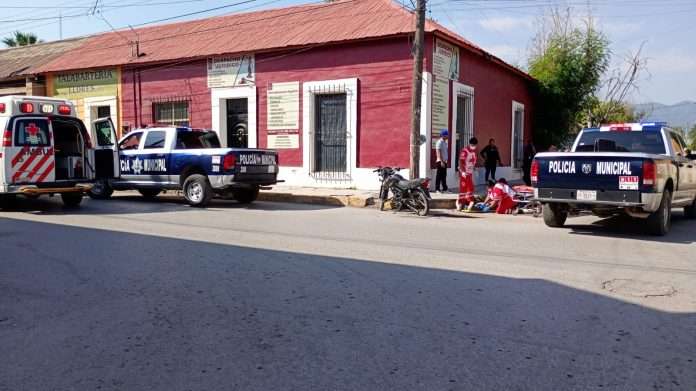 Un conductor fue detenido en Múzquiz, Coahuila, tras arrollar a un motociclista