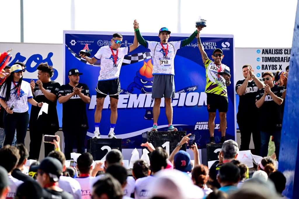 Éxito total la primera edición de la carrera Furia Azul
