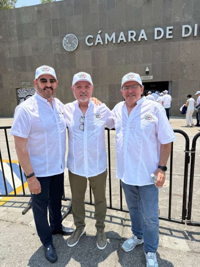 Retrato de Rolando González Treviño Cámara Diputados México Rolando González Treviño en la Cámara de Diputados