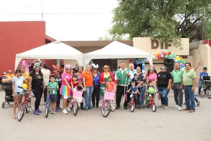 Ayuntamiento de Múzquiz celebró a lo grande a los niños en su día