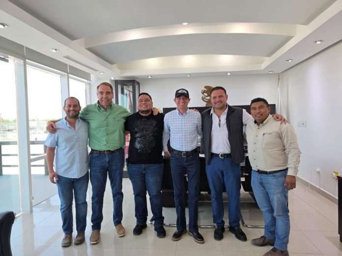 Alcalde Emilio de Hoyos se reunió con el coordinador estatal de CONAVI