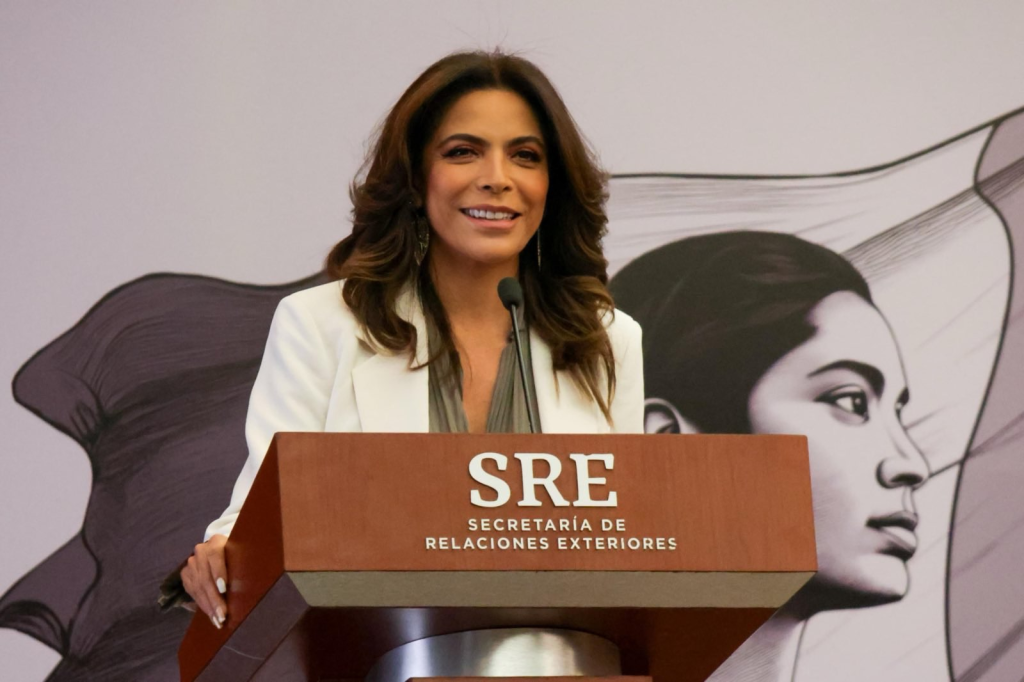 Lotería Nacional conmemora 70 años de relaciones México–Pakistán con billete especial en colaboración con la SRE