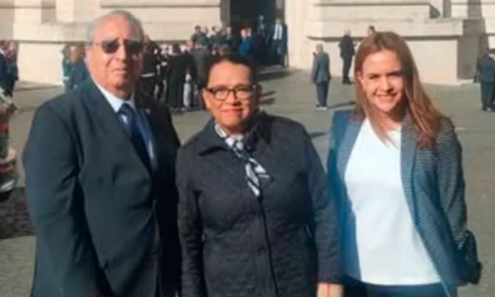 "Ojalá haya un líder católico a la altura del Papa Francisco": Rosa Icela Rodríguez