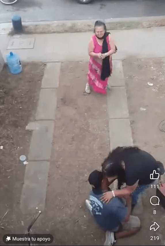 Abuelita Carlota es mamá de ex diputado de Chalco