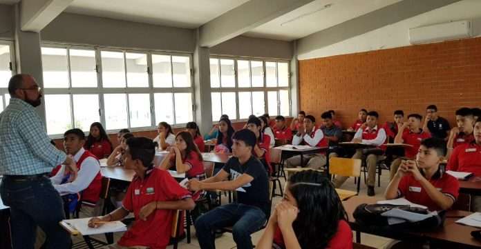 Integrará Cecytec Coahuila 5 nuevas carreras