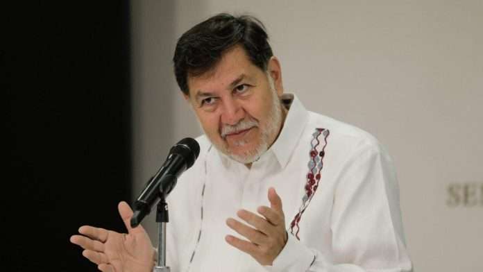 Fernández Noroña señala que reducción a 40 horas laborales dependerá de la organización sindical