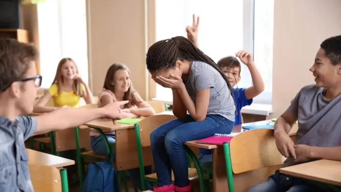 Adolescente de secundaria intenta quitarse la vida; sufre de bullying en su escuela