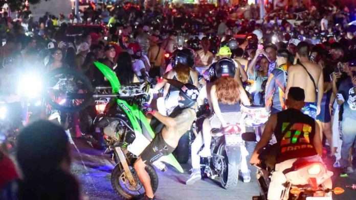 Cinco personas fallecen durante evento de motocicletas; un acompañante perdió una pierna